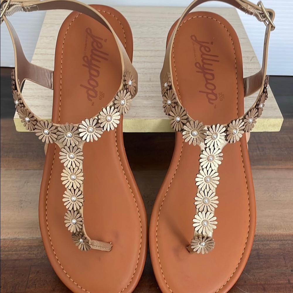 Jellypop Beige Daisy Sandals